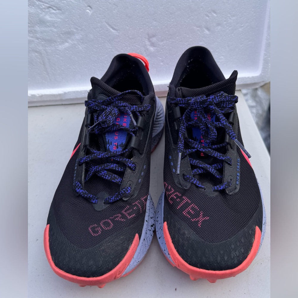 Nike Black and Red Gore-Tex Sneakers